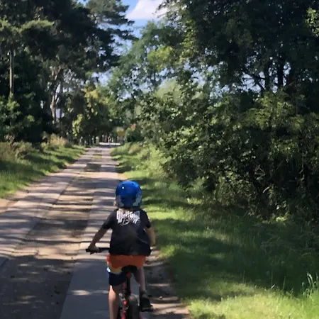 Vogelsang * Neuburg (Mecklenburg-Vorpommern)